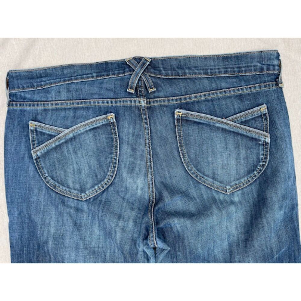 Y2K Vintage Old Navy Lowest Rise Flare Jeans Size 14 Utility Pocket Denim - Picture 9 of 10